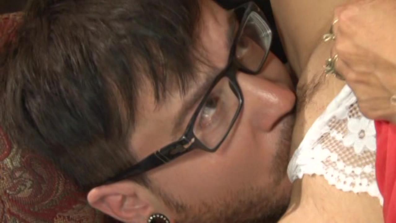 Twisted Threesomes 1 (4 Hours DVD) サンプル画像