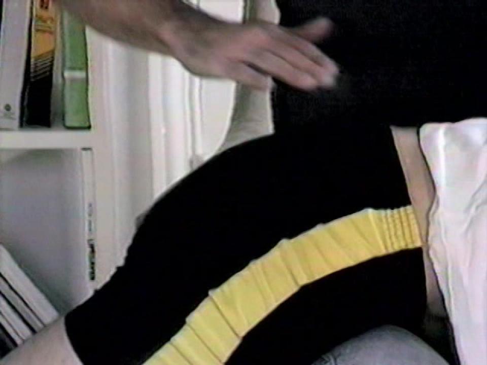 Spanking Little Brother サンプル画像