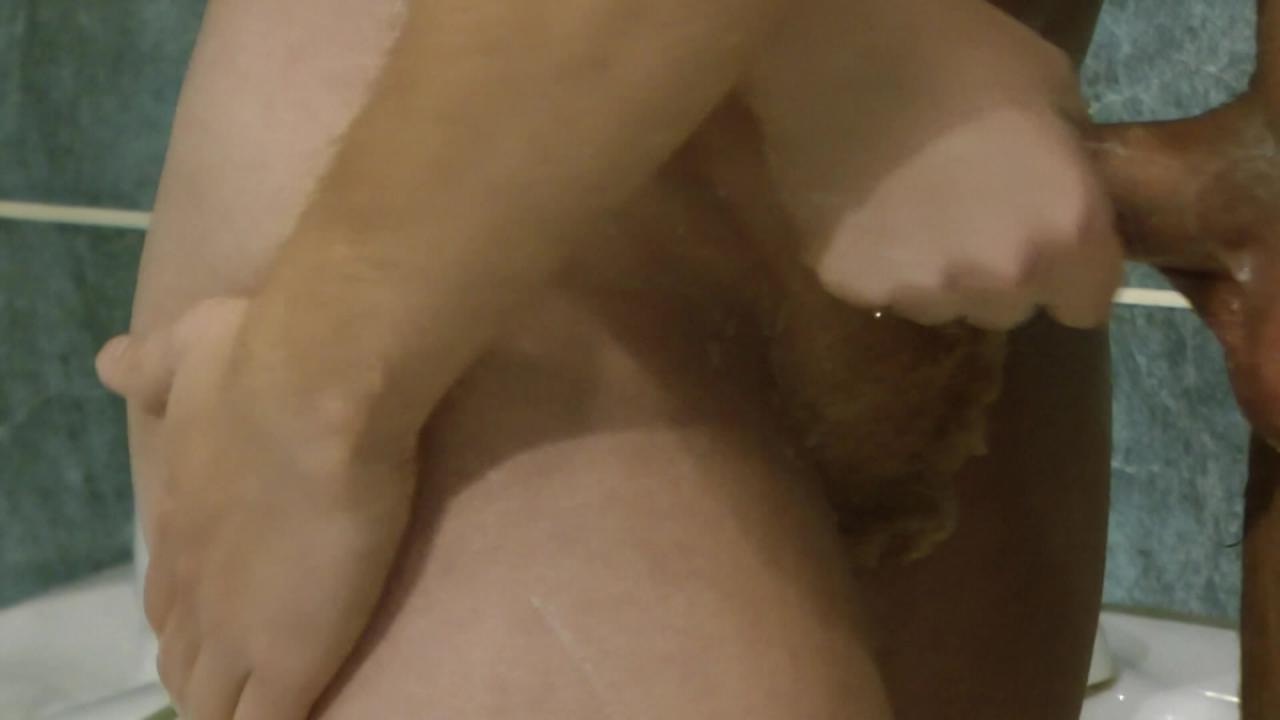 Charming Hairy Bitches サンプル画像
