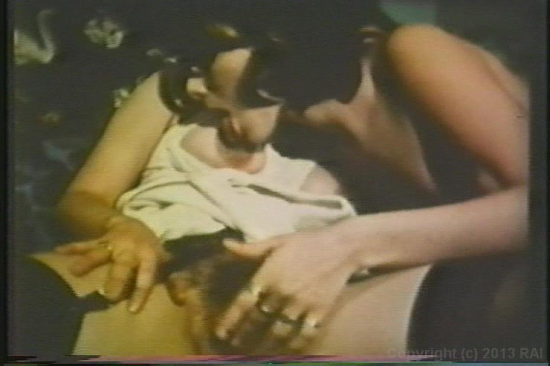 Busty Lactations サンプル画像
