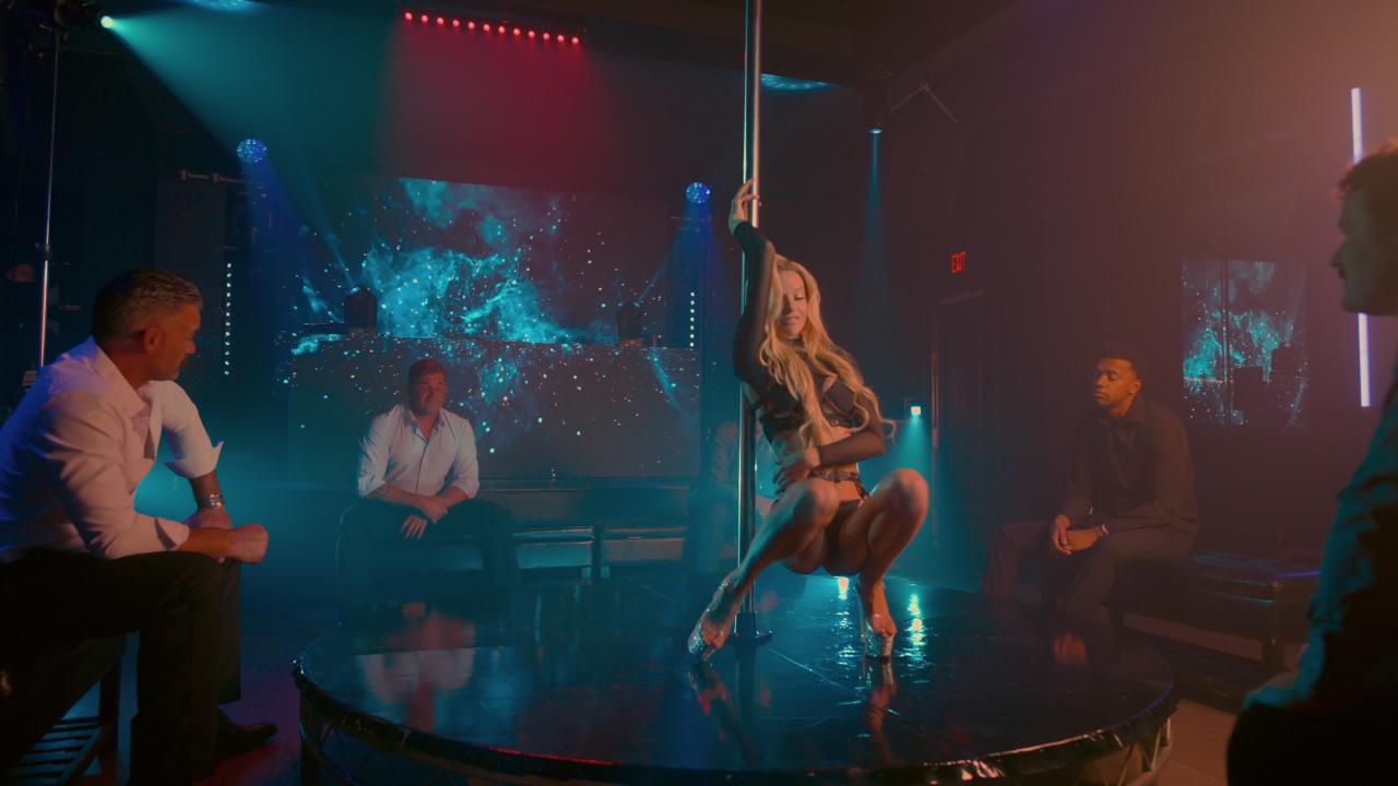 Kenna James Is Slutwoman サンプル画像