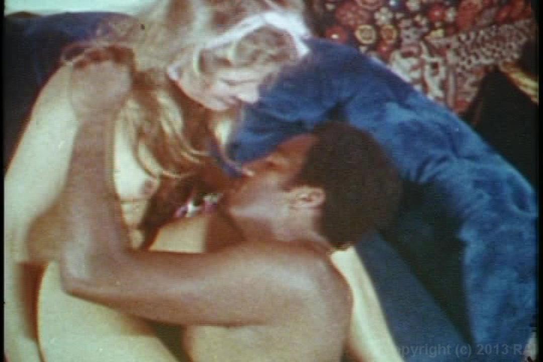 Her First Black Cock サンプル画像11