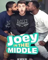 Joey In The Middle