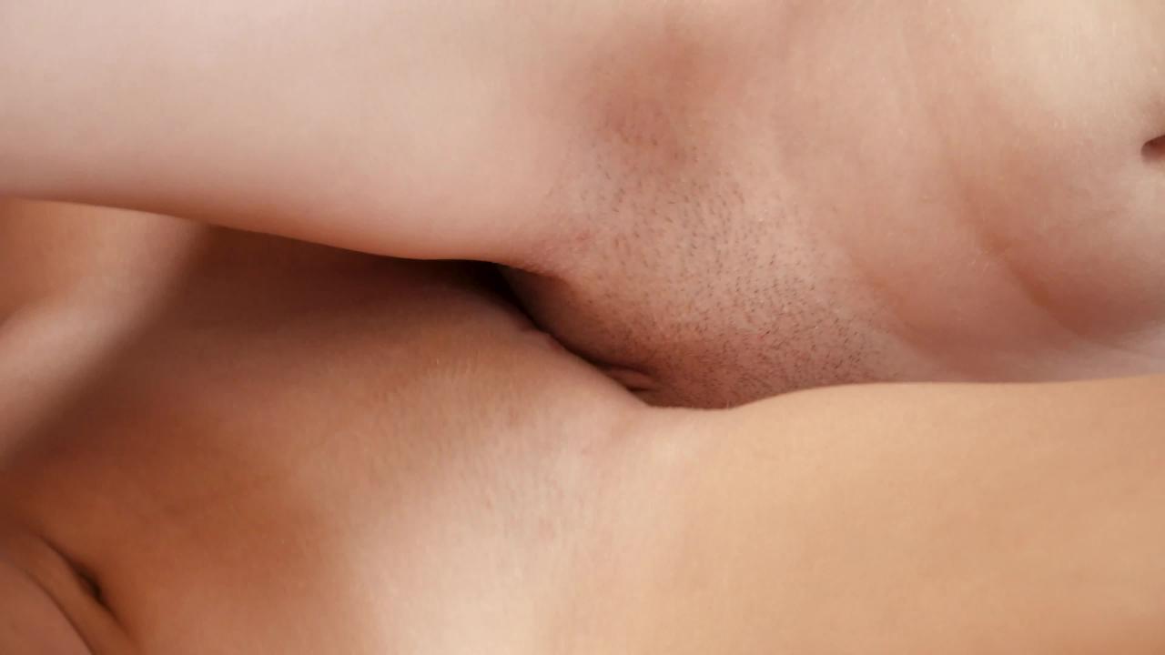 Lick Her Like A Lesbian サンプル画像